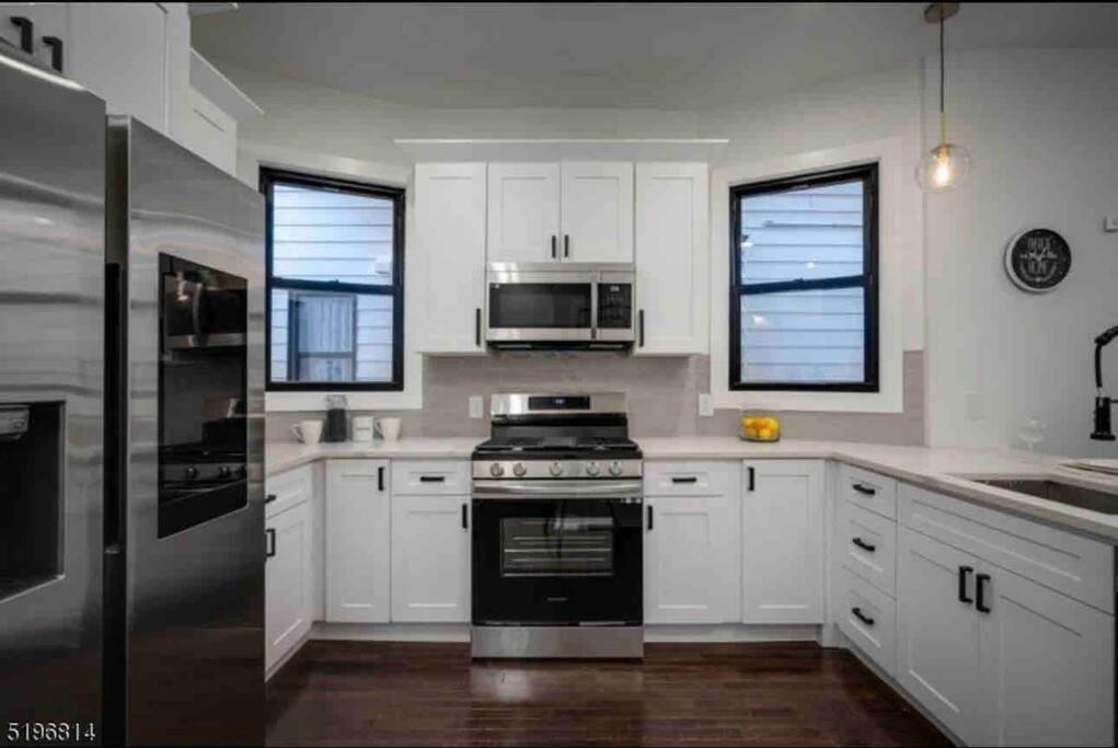 Secret Escape 20 Min From Nyc N 1 Apartment Jersey City Ngoại thất bức ảnh