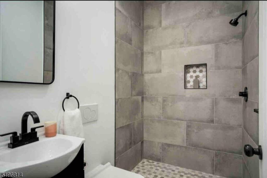 Secret Escape 20 Min From Nyc N 1 Apartment Jersey City Ngoại thất bức ảnh